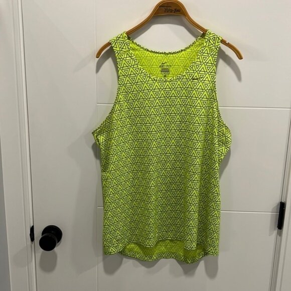 Nike  neon yellow and black tank top size large - Picture 1 of 11